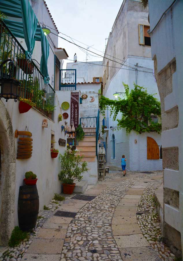 107. Peschici